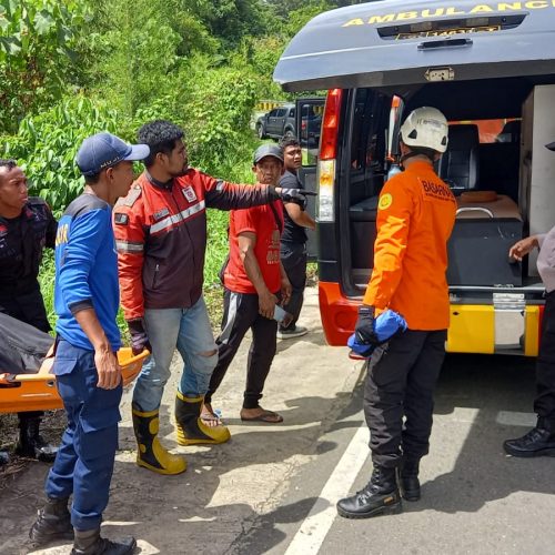 Quick Respon Pengamanan Laka Lantas, Satuan Brimob Polda Aceh Kompi 2 Batalyon A Pelopor