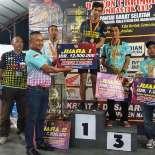 Danyon C Pelopor Brimob Tutup Turnamen Voli Se-Barat Selatan Aceh